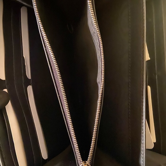 Women’s Black Gucci Dionysus Velvet GG Supreme Wallet On Chain - Picture 9 of 13